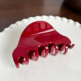 Chic Gold-Highlighted Hair Claw Clip