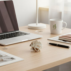 Elegant Creamy Coffee Hair Claw - Maple Leaf Mini