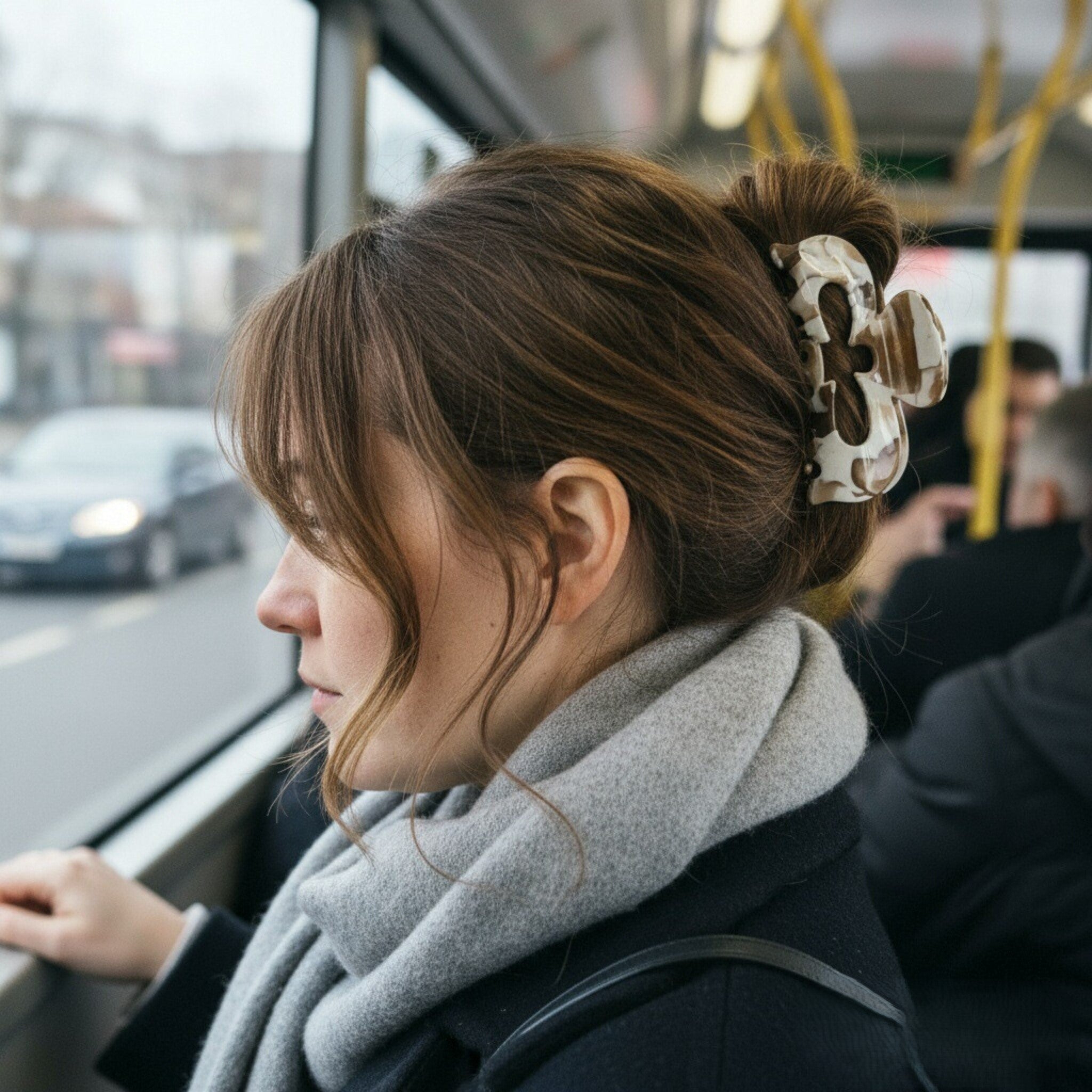 Elegant Creamy Coffee Hair Claw - Heart