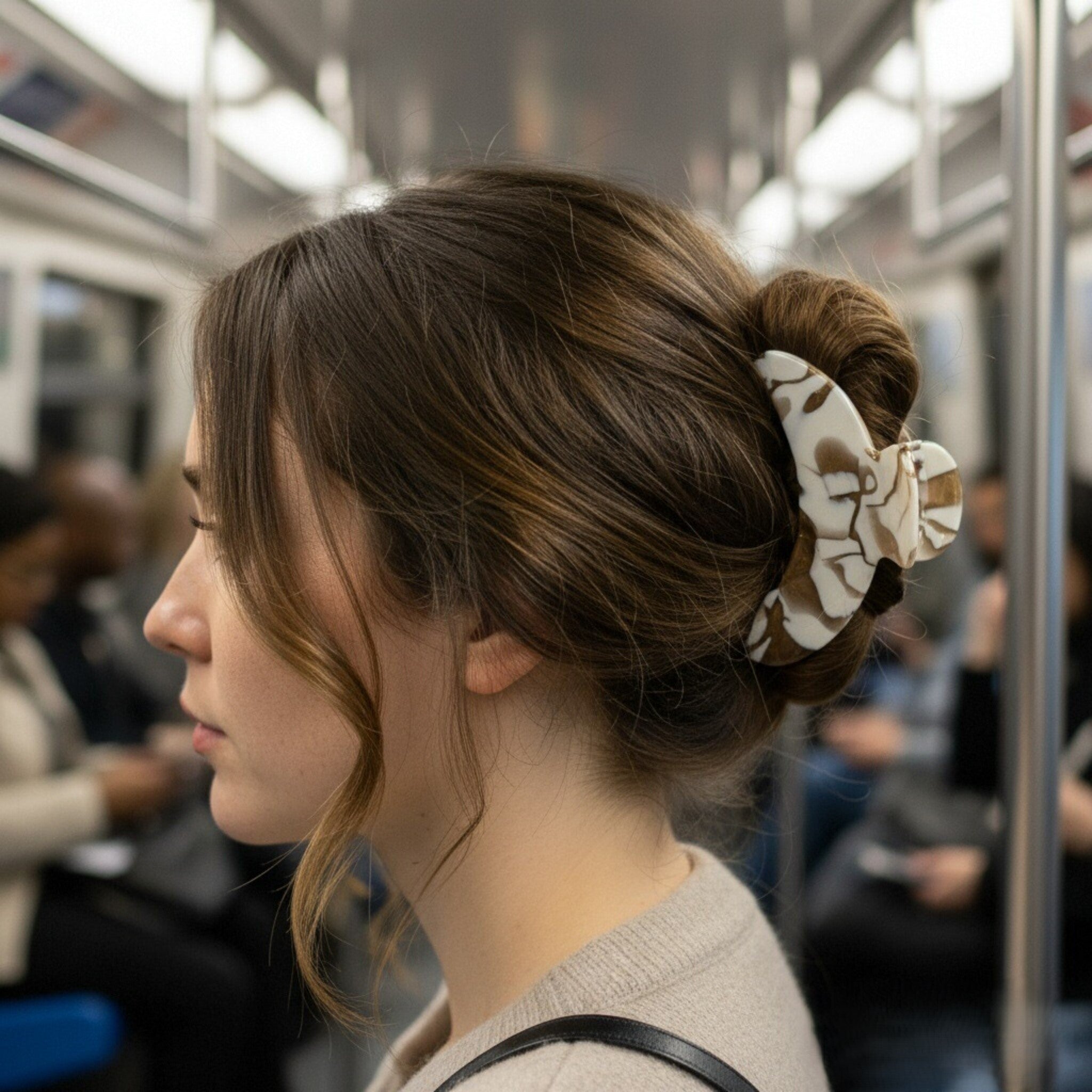 Elegant Creamy Coffee Hair Claw - Oval