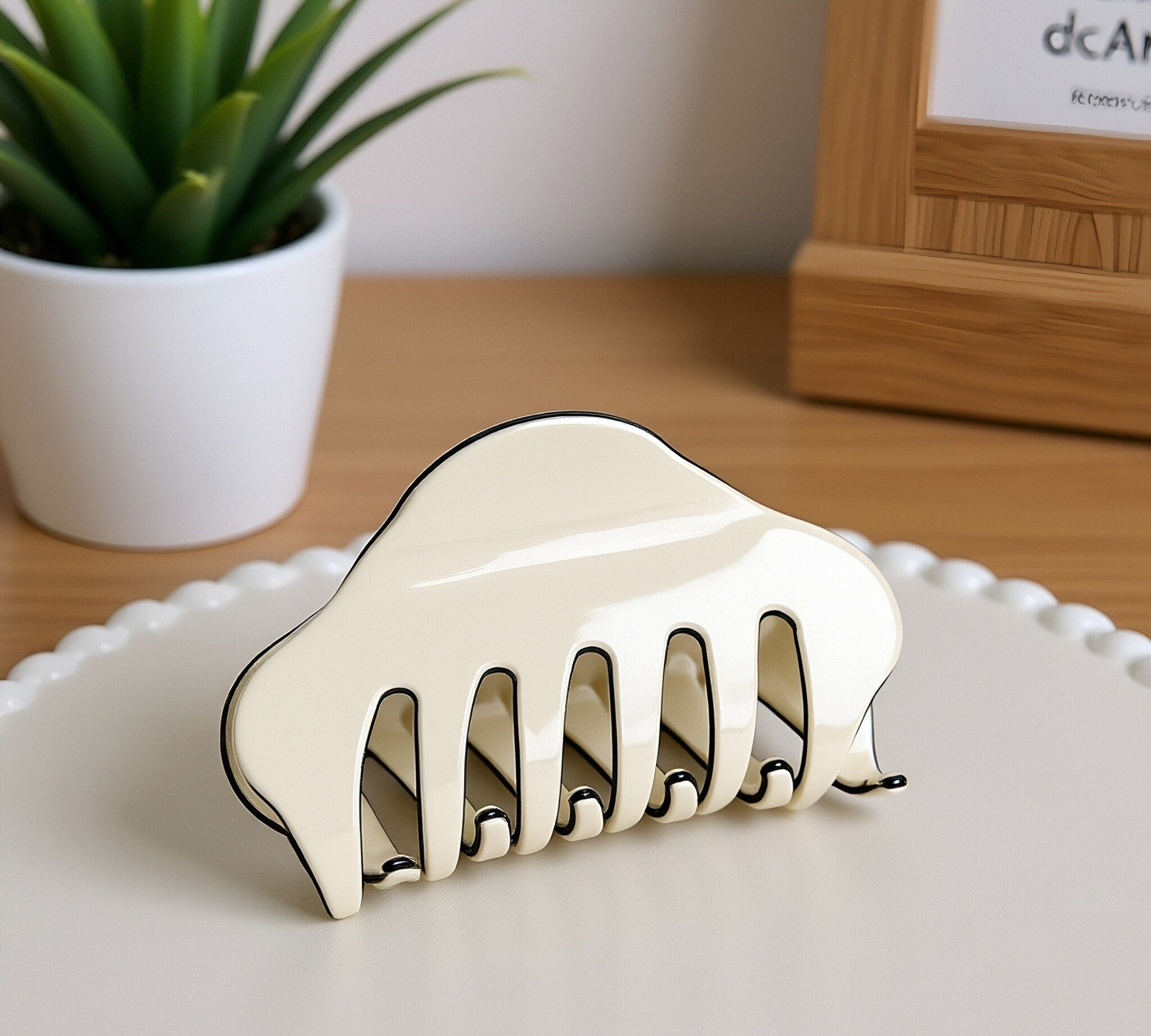 Elegant Acetate Hair Claw Clips - Size Small