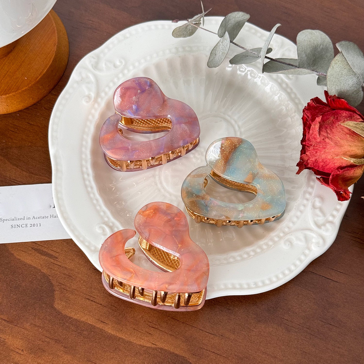 Trendy Shell-Shaped Acetate Mini Hair Clips
